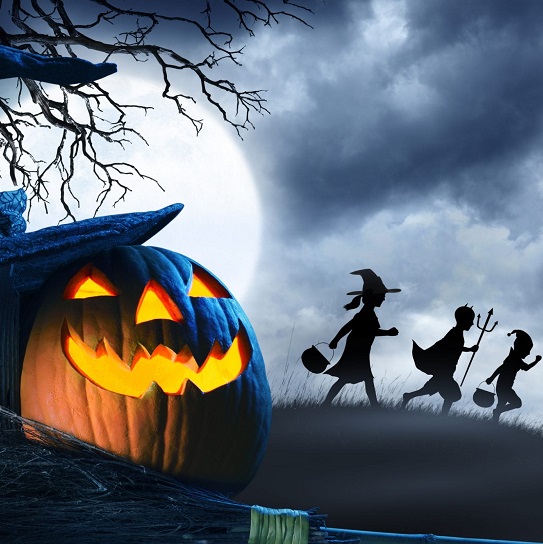 kids trick or treating and Halloween safety