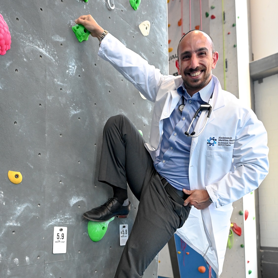 Dr. Jason Mendelsohn