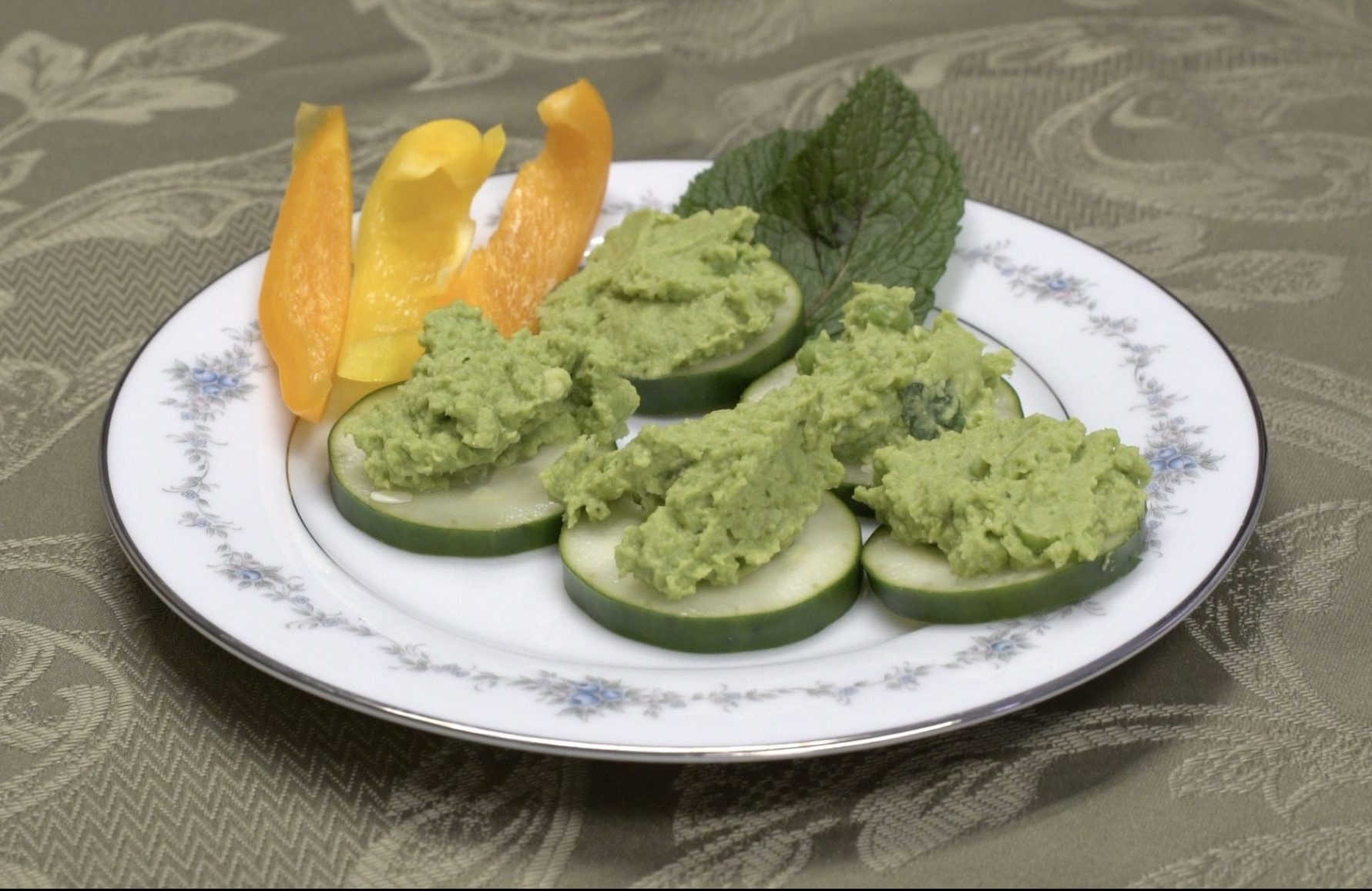 Minty Pea Avocado Dip Recipe