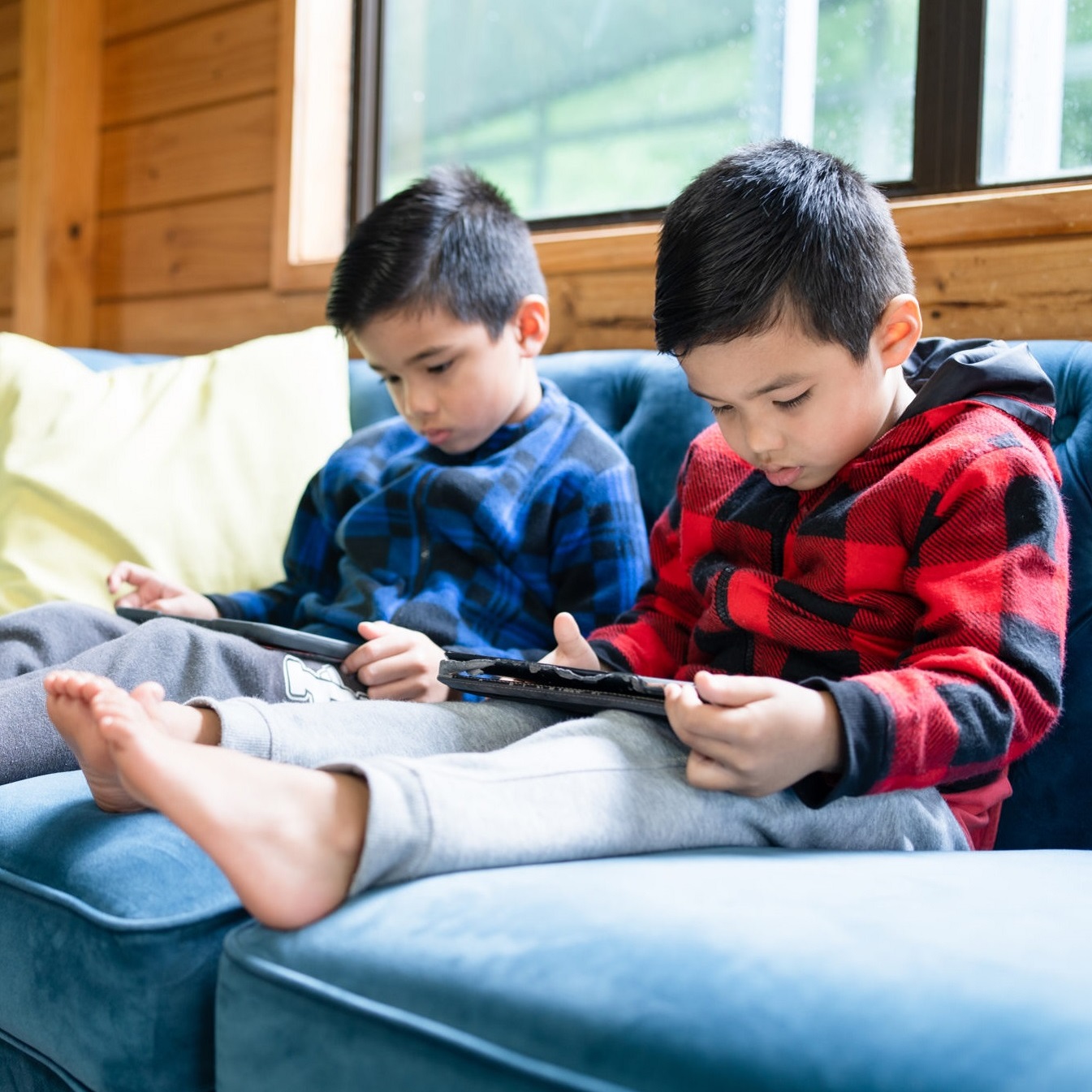 simple-ways-to-help-limit-your-childs-screen-time